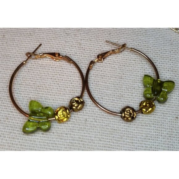 Bundle lot of 7 hoop earrings variety large medium - Picture 7 of 8